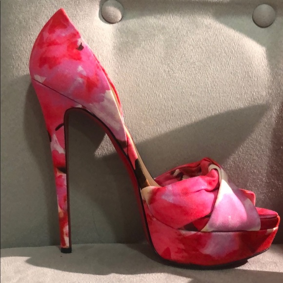 Christian Louboutin Floral peep toe pump - Picture 2 of 4